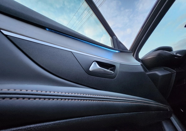 Peugeot 5008 cena 94900 przebieg: 150000, rok produkcji 2018 z Łęczyca małe 742